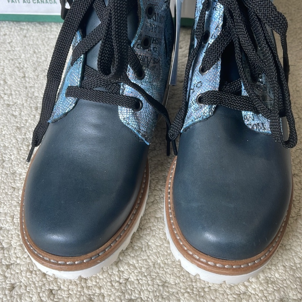 Martino NIB Women’s Nina Blue City Handmade Leather Boots Size 8 NEW - Picture 3 of 15